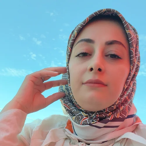 Leyla Ö.-