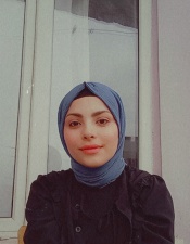 Esra Nur K.