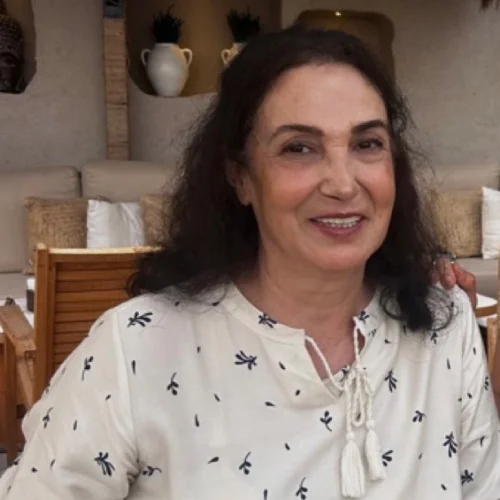 Hülya Ç-
