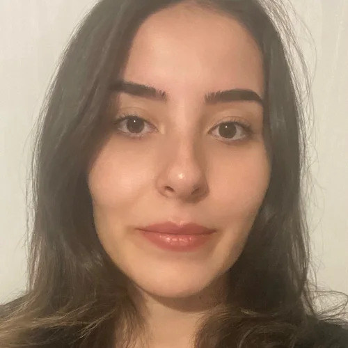 Ayşenur M-