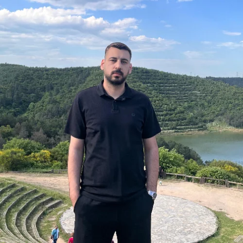 Mert Y.