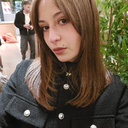 Elifnur D.-