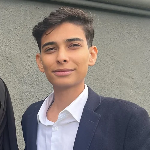 Ömer İ.