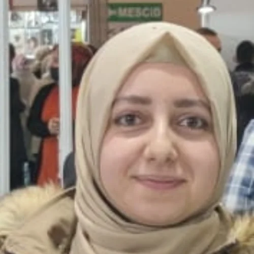 Merve Nur Ö.