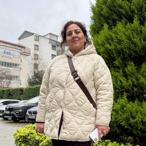 Ayşegül G.-