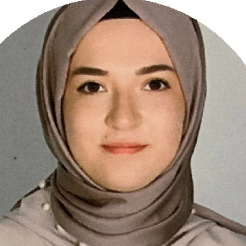 Fatma Nur S.
