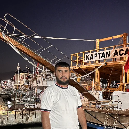 Rıdvan E.