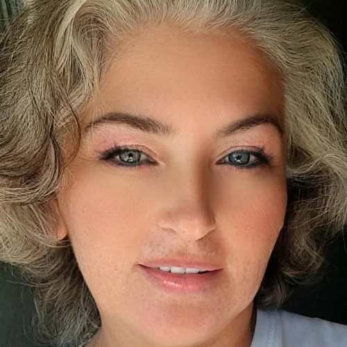 Fatma L.