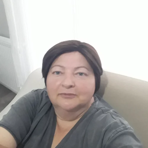 Emine İ.