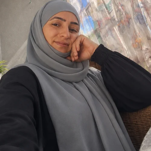 Sibel Ç.