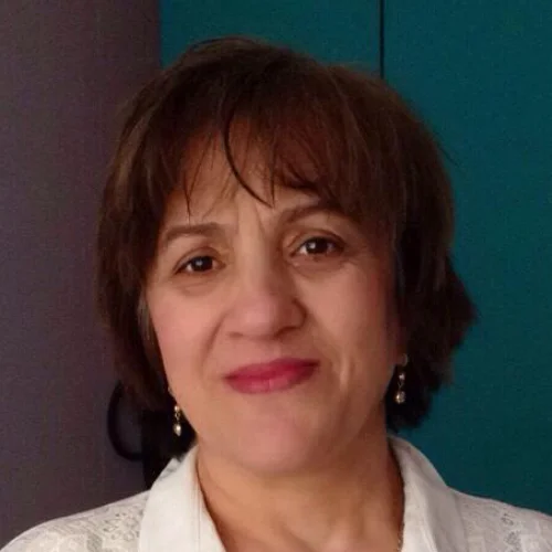 Meryem E.