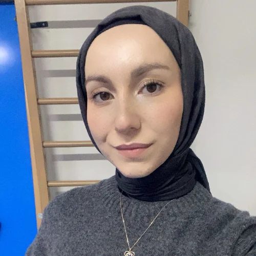 Hale Nur Y-