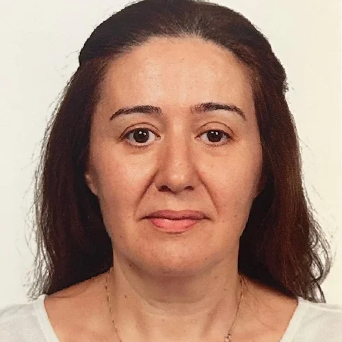 Emine Ç.