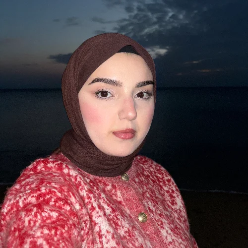 İrem Ö-