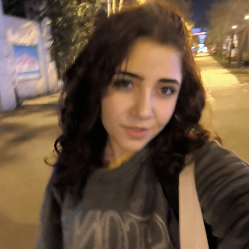 Nur Berrak Ç-
