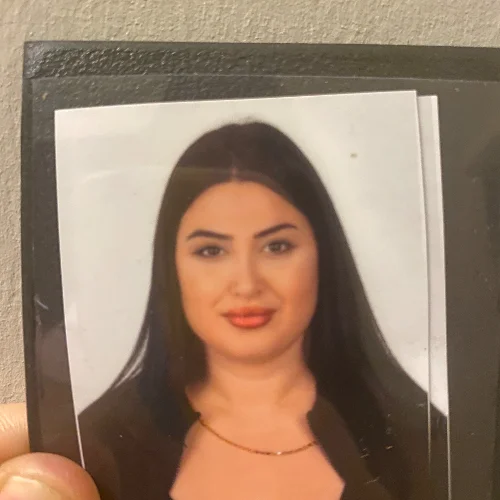 Zehra Y-