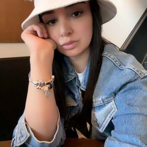Gizem Ö-