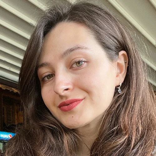 Zeynep Ö.