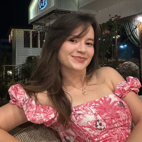 Büşra Y-