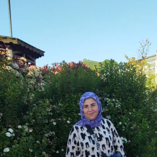 Fatma T.