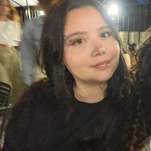 İlayda T-
