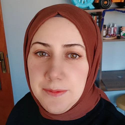 Ayşe D-