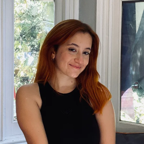 Meryem T-