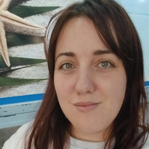 Özlem G-