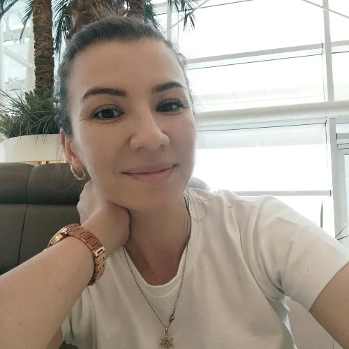 Leyli J.