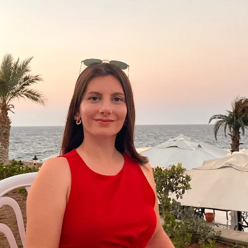 Gökçen Elif Y-
