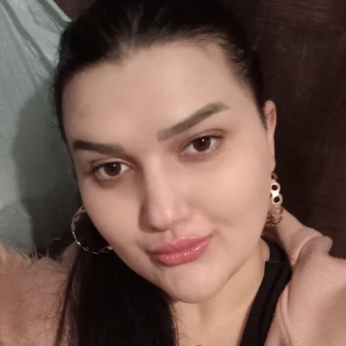 Büşra S-