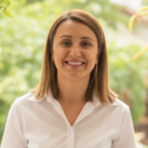 Özlem Ö-
