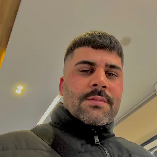 Ömer D-