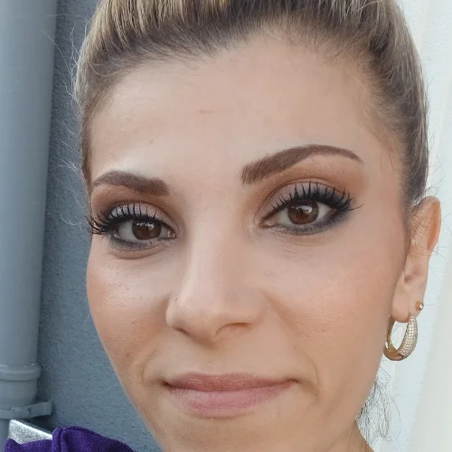 Neslihan Y-