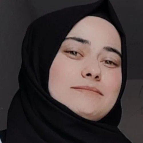 Zehra Yağmur Ö-