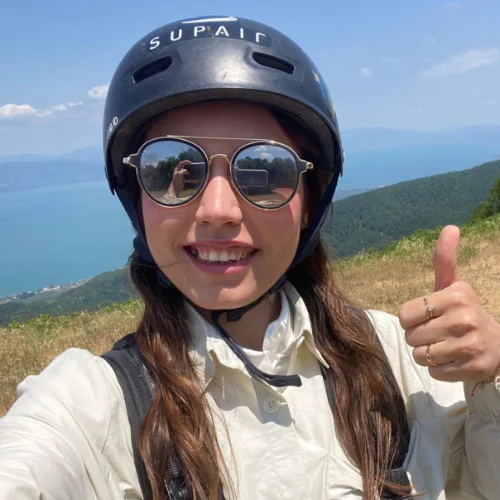 Leyla Y-