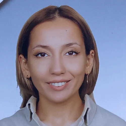 Büşra C-