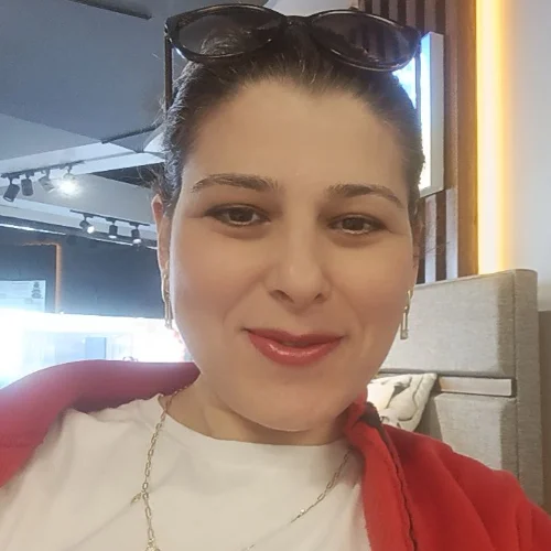 Hülya Ş-