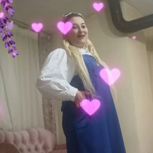 Ayşe K.