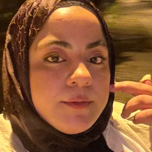 Ayşegül K.