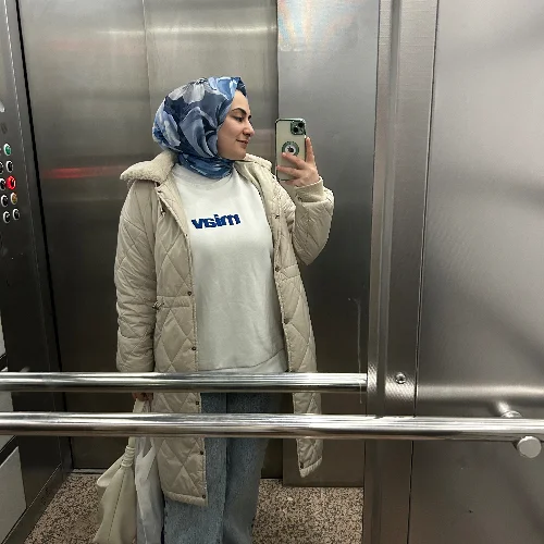 Dilan Demir B.