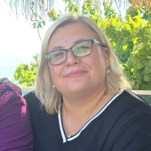 Fatma Ö.