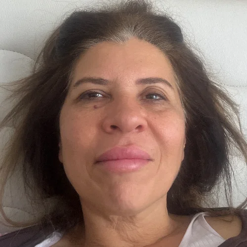 Aynur A.