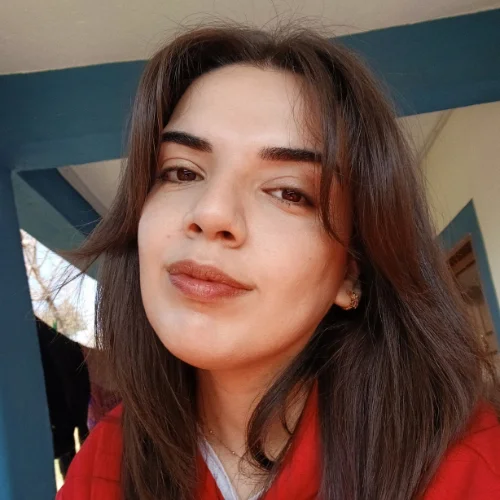 İlknur S-