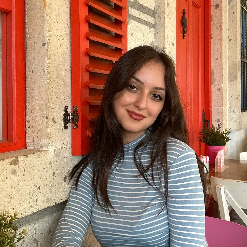 Eda Nur A.