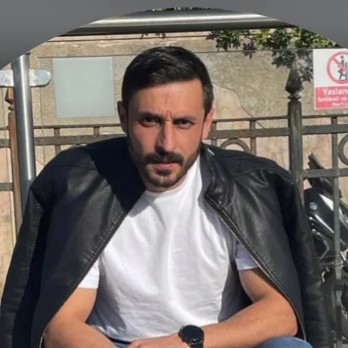 İlhan T.