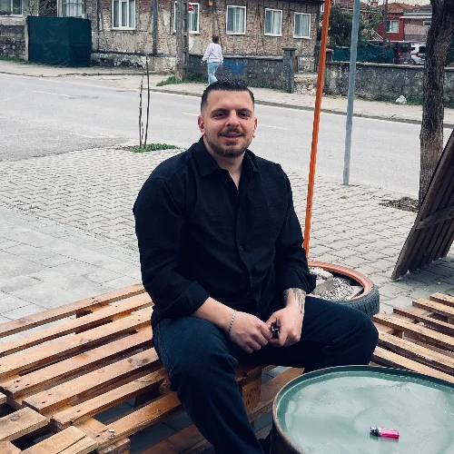 İhsan A.