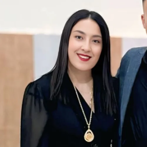 Esra D-