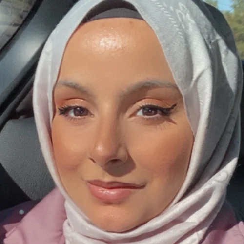 Betül G-