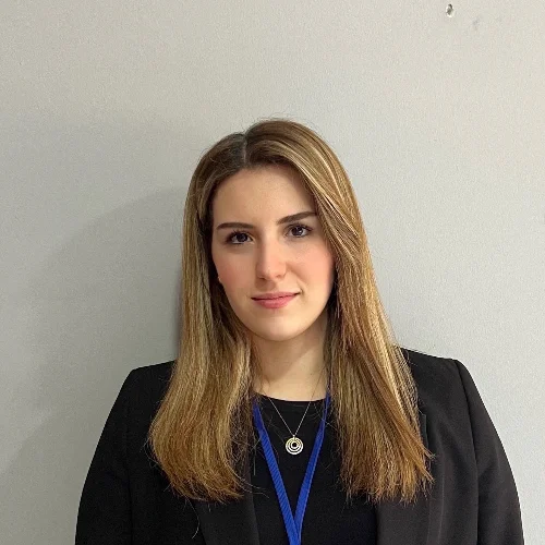 Zeynep Ö.